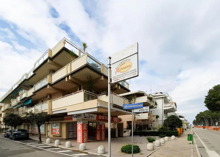 Attico Nautilus - Myho Casa アパート アルバ・アドリアティカ